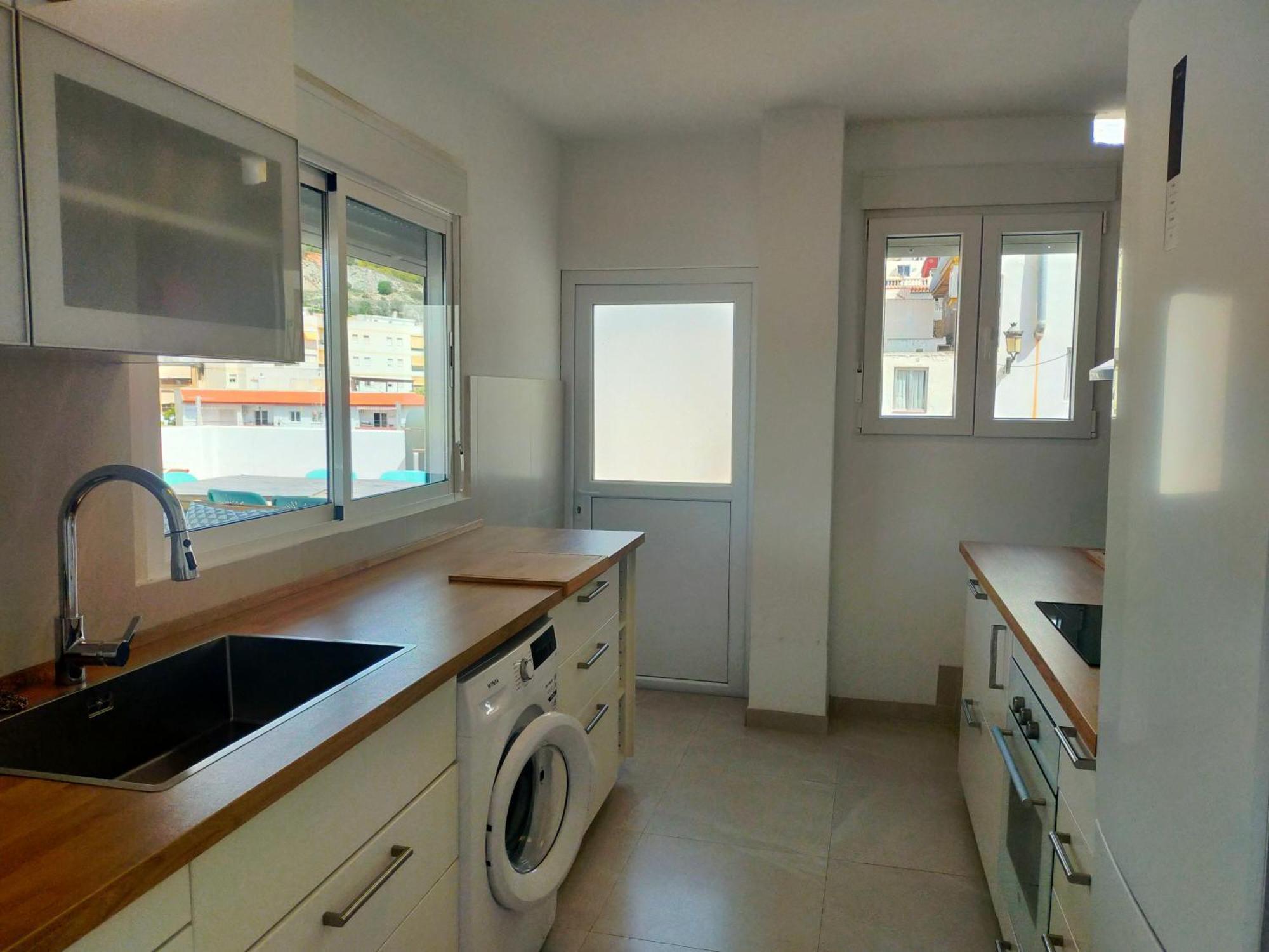 Apartment Amazing & Great Terrace & 4bedrooms La Herradura (Granada)